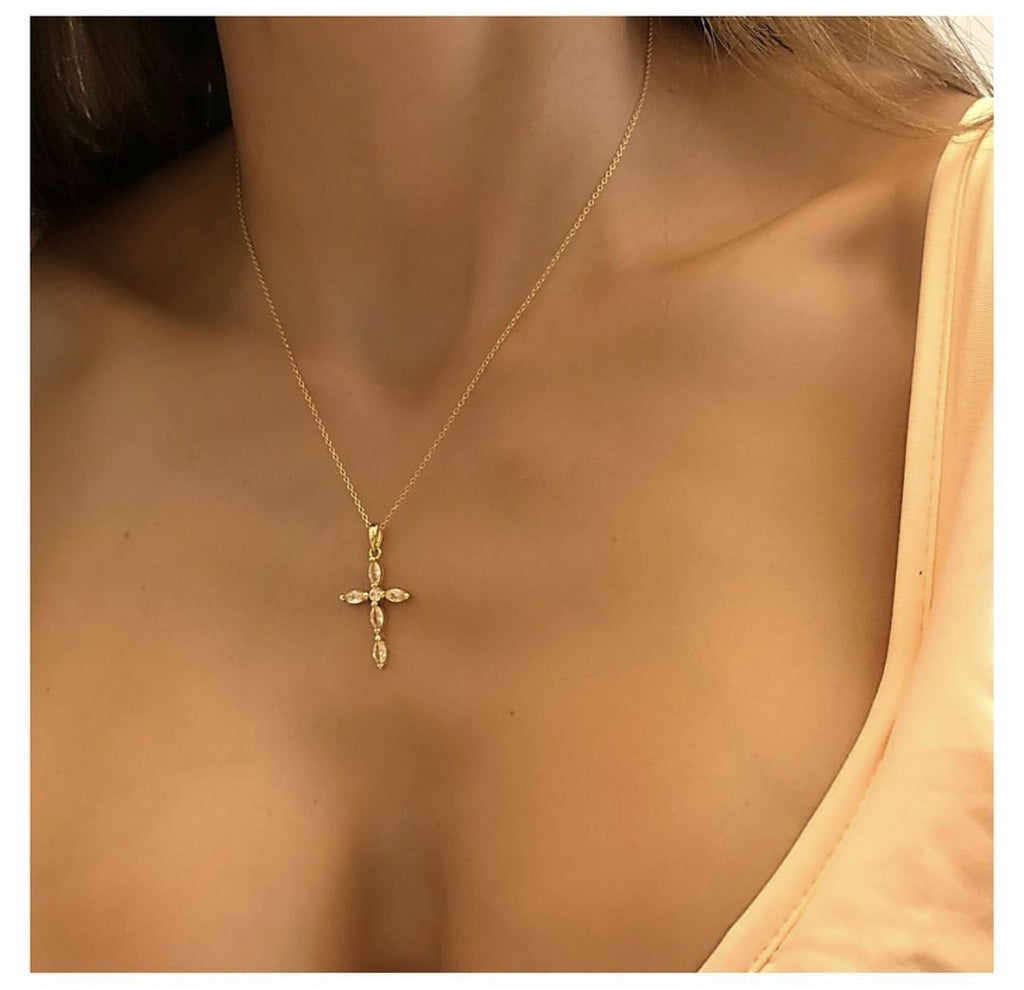 VIVA' Zircons Cross Necklace